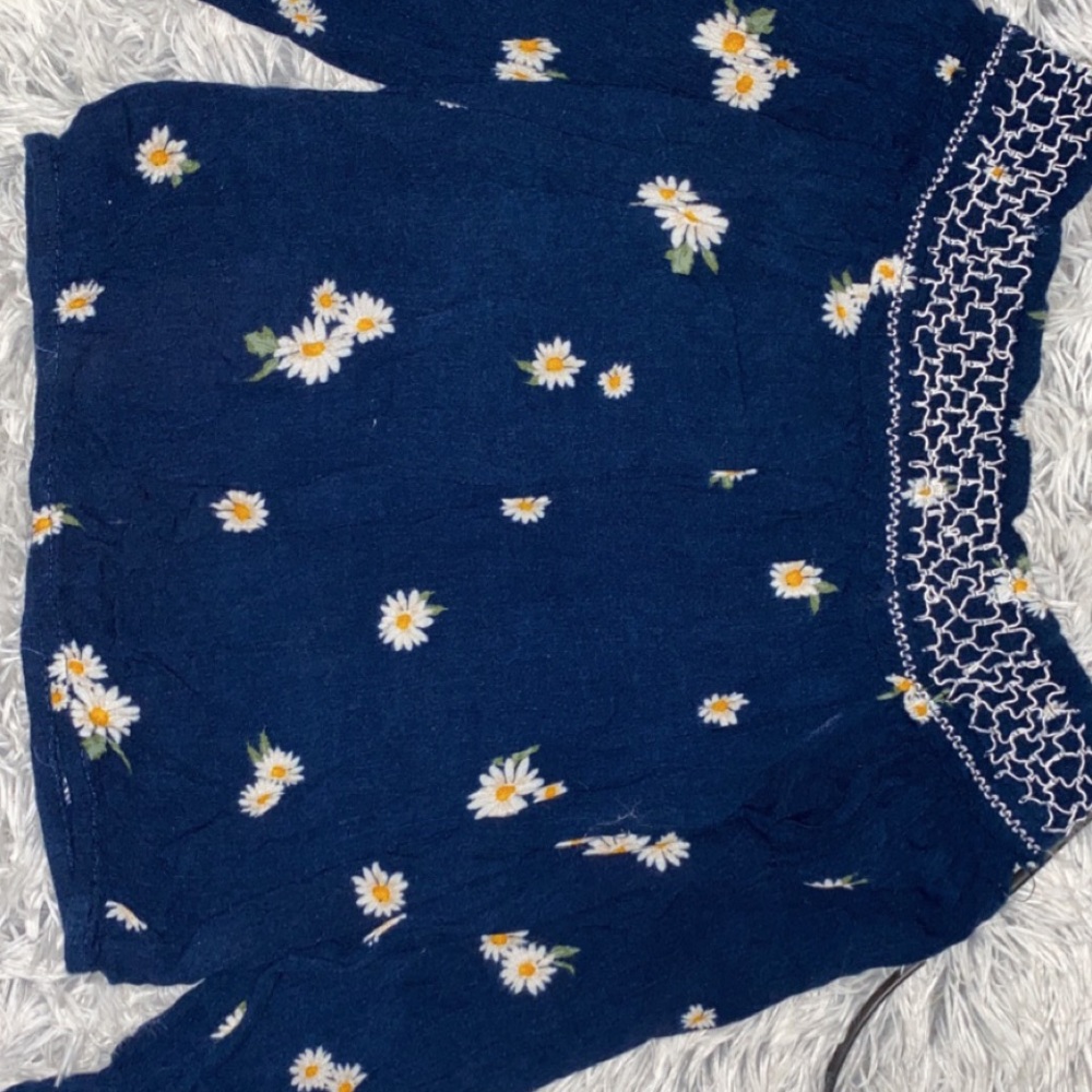 Off the shoulder cute shirt